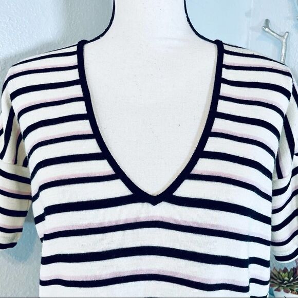 Viktoria & Woods Wool Pullover Short Sleeve Sweater Top - Picture 3 of 8